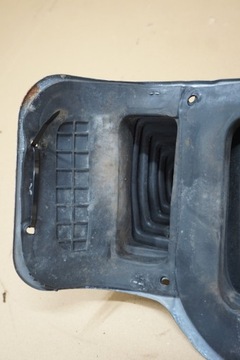 NISSAN PATROL MĚCH GUM. KRYT ŘAZENÍ REDUKTOR GR Y60