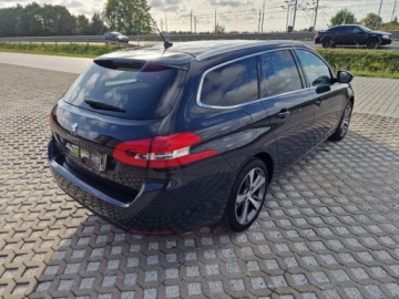 Peugeot 2016 Peugeot 308 1.2 115PS Po Liftingu Ksenon Kamera Navi Gwarancja 1.2 Benzyna, zdjęcie 35