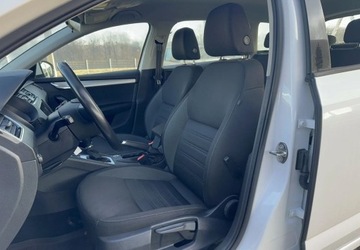 Skoda Octavia III Kombi Facelifting 2.0 TDI 150KM 2019 Skoda Octavia 2.0 TDI 150 KM 7 DSG Ambition 2.0 Diesel 150KM, zdjęcie 19