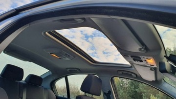 BMW Seria 3 E90-91-92-93 Limuzyna E90 320i 150KM 2005 BMW 320 2.0i 150KM # Climatronic # 2x PDC # Szyber, zdjęcie 28