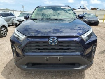 Toyota RAV4 V 2023 Toyota RAV4 XLE PREMIUM 2023, od ubezpieczalni 2.5 Hybryda 219KM, zdjęcie 2