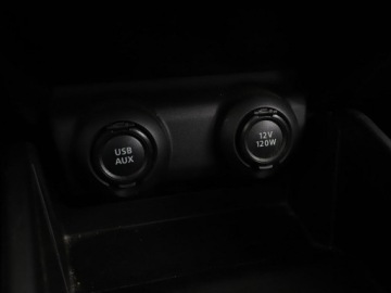 Suzuki Swift VI Hatchback Facelifting 1.2 DualJet SHVS 83KM 2021 Suzuki Swift mHEV klima tempomat, zdjęcie 24