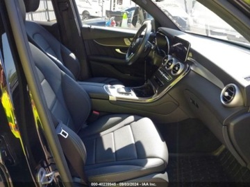 Mercedes GLC C254/X254 2022 Mercedes-Benz GLC 300 4Matic 2022 2.0l 2.0 Benzyna 255KM, zdjęcie 8