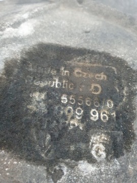 PODBĚH PORSCHE MACAN LEVÝ PŘEDNÍ 95B809961D