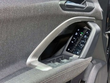 Audi 2025 AUDI Q5 TDI quattro S line Sportback Suv 2.0 (204KM) 2025, zdjęcie 12