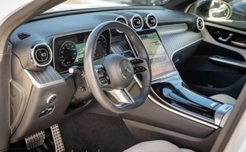 Mercedes GLC C254/X254 Coupe 2.0 300 258KM 2023 Mercedes-Benz GLC Mercedes-Benz Klasa GLC 300 4Matic 2.0 258KM 2.0 Benzyna, zdjęcie 9