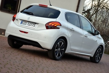 Peugeot 208 I Hatchback 5d Facelifting 1.2 PureTech 82KM 2018 Peugeot 208 I TECH EDITION 1.2MPI 83KM *BOGATA* Piękna Wersja! Jedyna TAKA!, zdjęcie 13