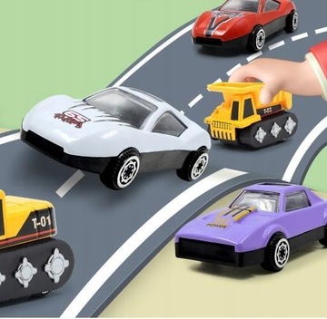 АДВЕНТ-КАЛЕНДАРЬ ДЛЯ ДЕТЕЙ 24 МАШИНКИ МАШИНКИ