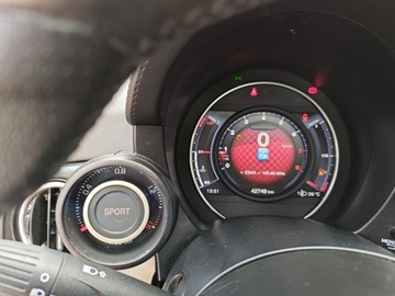 Abarth 500 I Hatchback Seria 4 1.4 T-Jet 145KM 2019 Abarth 500 1.4 T-Jet 145KM , Manual, Nawigacja, Automatyczna klimatyzacja, zdjęcie 19