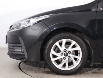 Toyota Corolla XI Sedan Facelifting 1,6 Valvematic 132KM 2018 Toyota Corolla 1.6 Valvematic, Salon Polska, zdjęcie 11
