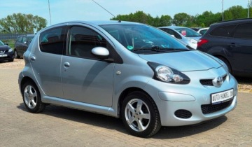 Toyota Aygo I Hatchback 3d 1.0 VVT-i 68KM 2011 Toyota Aygo 1,0 Ben Klima Benzyna 68KM, zdjęcie 15