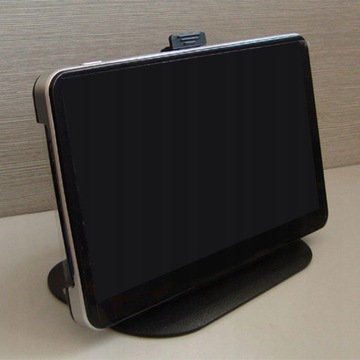 Универсальный зажим для приборной панели.