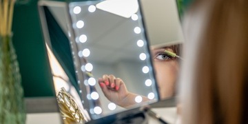 Складное зеркало для макияжа с подсветкой Humanas, увеличительное