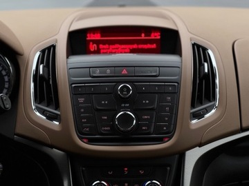 Opel Zafira C Tourer 1.4 Turbo ECOTEC 140KM 2012 Opel Zafira 1.4 Benz Bezwypadkowy Ladne alufelgi 1.4 Benzyna 140KM, zdjęcie 18