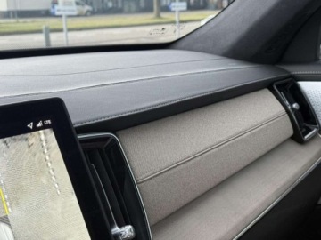 Volvo XC90 II 2026 VOLVO XC90 B5 AWD Ultra Bright Suv 2.0 (250KM) 2026, zdjęcie 13