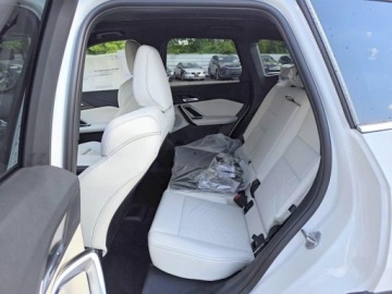 BMW X1 U11 2026 BMW X1 XDRIVE28I, 2026r., 4x4, 2.0L 2.0 Benzyna 241KM, zdjęcie 11