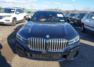 BMW Seria 7 G11-G12 Sedan Facelifting 4.4 750i 530KM 2020 BMW Seria 7 BMW 750I XDRIVE 4.4 Benzyna 530KM, zdjęcie 7