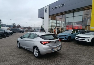 Opel Astra K Hatchback 5d 1.4 Turbo 125KM 2019 Opel Astra Pierwszy wlasciciel. Salon Polska 1.4 Benzyna 125KM, zdjęcie 3