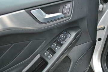 Ford Focus IV Kombi 1.5 EcoBlue 120KM 2020 Ford Focus Kombi Titanium 1,5 EcoBlue 120KM ASO, zdjęcie 13