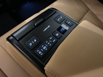 Lexus ES VII (XV70) Sedan Facelifting 300h 218KM 2023 Lexus ES 300h Omotenashi Lexus ES 300h Omotenashi,, zdjęcie 16