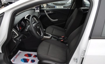 Opel Astra J Hatchback 5d 1.4 Turbo ECOTEC 140KM 2010 Opel Astra 1.4 Turbo Benzyna Xenon Tempomat Cz. parkowania INFINITI 1.4, zdjęcie 12