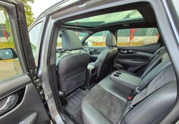 Nissan Qashqai II Crossover 1.2 DIG-T 115KM 2017 Nissan Qashqai Nissan Qashqai 1.2 DIG-T N-Connecta Xtronic EU6 1.2 Benzyna, zdjęcie 20