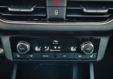 Skoda Kamiq Crossover 1.0 TSI 110KM 2022 Skoda Kamiq Style, Tempomat, Kamera cofania, Kessy, Asystenci, Bezwypadkow, zdjęcie 25