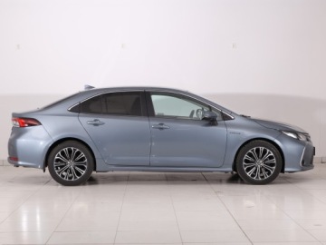 Toyota Corolla XII Sedan 1.8 Hybrid 122KM 2020 Toyota Corolla 1.8 Hybrid, Salon Polska, Automat, zdjęcie 5