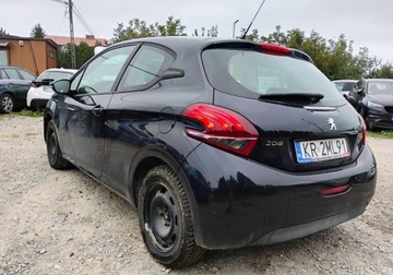 Peugeot 208 I 2017 Peugeot 208 2017r, 1.2 Benzyna. Lekko uszkodzony przod. Jezdzi. 1.2 80KM, zdjęcie 2
