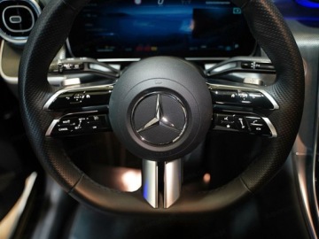 Mercedes GLC C254/X254 Coupe 2.0 300 258KM 2026 GLC Coupe 300 4-Matic AMG Line 2.0 (258KM) 2026, zdjęcie 7