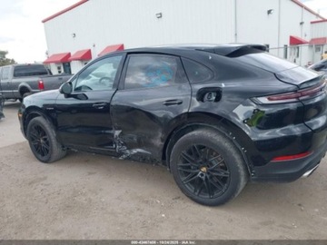 Porsche Cayenne III 2024 Porsche Cayenne 2024 PORSCHE CAYENNE E-HYBRID COUPE 3.0 Hybryda 300KM, zdjęcie 5