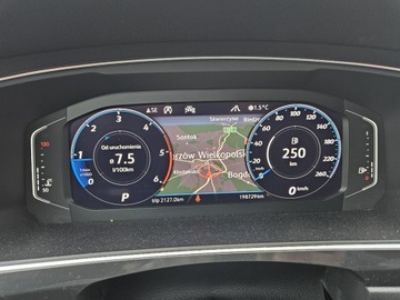 Volkswagen Tiguan II SUV 2.0 TDI SCR 240KM 2020 Volkswagen Tiguan 2,0 diesel 239KM 7 miejsc R-Line, zdjęcie 11