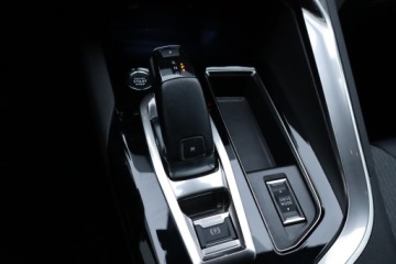 Peugeot 3008 II Crossover Facelifting  1.2 PureTech 130KM 2023 Peugeot 3008 1.2 PureTech, Salon Polska, zdjęcie 18