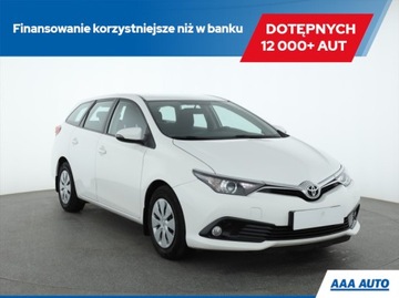 Toyota Auris II Touring Sports Facelifting 1.33 Dual VVT-i 99KM 2018 Toyota Auris 1.3 Dual VVT-i, Salon Polska