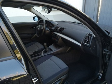 BMW Seria 1 E81/E87 Hatchback 5d E87 2.0 118i 129KM 2005 BMW 118 2.0 16v 130KM # Klimatronik # Isofix # ALU, zdjęcie 24