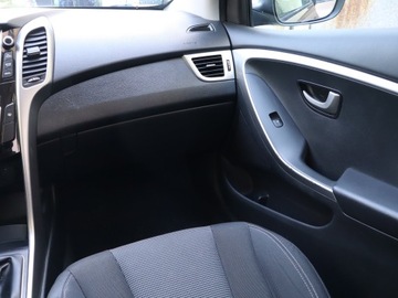 Hyundai i30 II Hatchback 5d 1.4 MPI 100KM 2012 Hyundai i30 1.4 CVVT, Salon Polska, Serwis ASO, zdjęcie 7