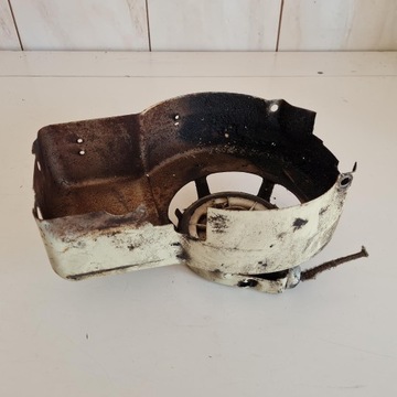 КРЫШКА КОРПУСА СТАРТЕРА BRIGGS & STRATTON 4HP