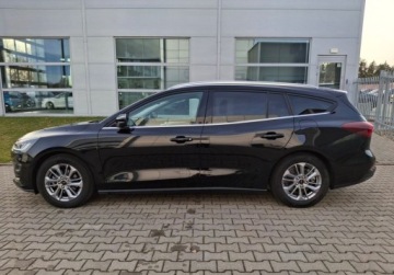 Ford Focus IV Kombi Facelifting 1.5 ECOBLUE 115KM 2024 Ford Focus SW 1.5 EcoBlue 115 KM 8AT Titanium - gwarancja fabryczna do 07., zdjęcie 2