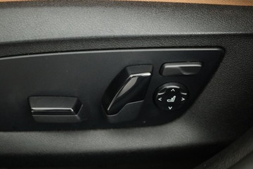 BMW Seria 5 G30-G31 Limuzyna 520d 190KM 2017 BMW 5 520d xDrive, Serwis ASO, 187 KM, 4X4, zdjęcie 20