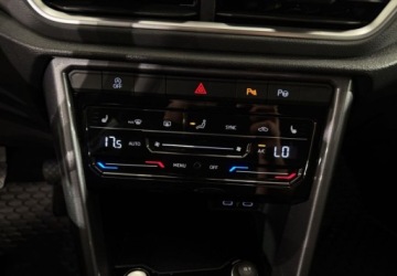 Volkswagen T-Roc I SUV Facelifting 1.5 TSI ACT 150KM 2022 Volkswagen T-Roc VAT 23 Style 1.5TSI 150KM M6 2022 r., salon PL, I wlascic, zdjęcie 13