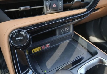 Lexus NX II SUV Facelifting 2.5 450h+ 309KM 2025 Lexus NX NX 450h Prestige Tazuna Design FV23 ASO Gwarancja 1 wl, zdjęcie 29