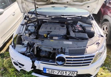 Volkswagen CC 2.0 TDI BlueMotion Technology 150KM 2016 Volkswagen CC 2016r, 2.0 TDI. Uszkodzony przod. 2.0 Diesel 150KM, zdjęcie 4
