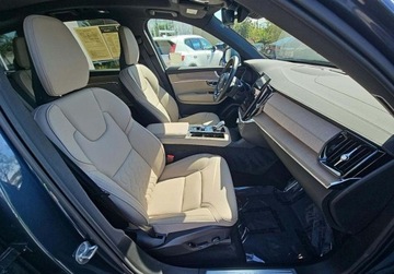 Volvo XC90 II 2025 Volvo XC 90 Auta z USA - Zapytaj o wiecej ofert 2.0 Benzyna 250KM, zdjęcie 10
