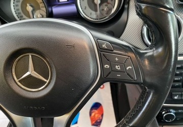 Mercedes GLA I Off-roader 1.6 200 156KM 2014 Mercedes-Benz GLA Mercedes-Benz GLA Zarejestrowany 1.6 Benzyna 156KM, zdjęcie 13