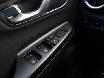 Hyundai Kona I Crossover Facelifting 1.0 T-GDI 120KM 2022 Hyundai Kona 1.0 T-GDI, Salon Polska, Serwis ASO, zdjęcie 16