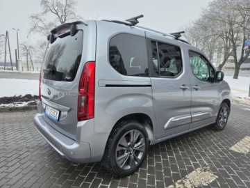 Toyota 2022 proace verso 1.2l benzyna 130KM*Salon PL * Bezwypadkowy * ASO Automat, zdjęcie 29