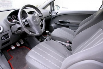 Opel Corsa E Hatchback 3d 1.4 Twinport 90KM 2014 Opel Corsa 1.4 90KM/OPC LINE/Klima/ Serwis/Parktr., zdjęcie 15