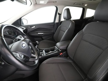 Ford Kuga II SUV Facelifting 2.0 TDCi 150KM 2017 Ford Kuga 2.0 TDCi Titanium Panorama Nawigacja, zdjęcie 12