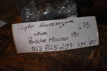 IDEALNI SKLO (OKNO) KAROSERIE ZADNÍ LEVÝ PORSCHE MACAN 19R. 1