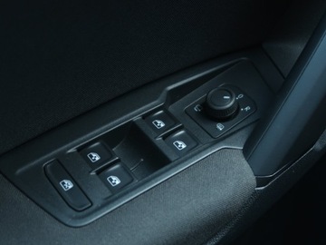 Volkswagen Tiguan II SUV Facelifting 1.5 TSI 150KM 2022 VW Tiguan 1.5 TSI, Salon Polska, 1. Właściciel, zdjęcie 17